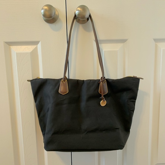 J. McLaughlin Handbags - ⭐️Host Pick⭐️ J. McLaughlin Bag